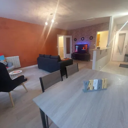 Apartament 5 Personnes 52m2 Avec Grand Salon Et 1 Chambre Proche Aeroport Et Gare